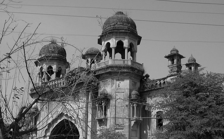 The gates of the Butler Palace in Lucknow, which is one of several expensive properties that are once again at the centre of controversy over the enemy properties law. Vivekananda N. follows the conflicts between the central government and the courts through the litigations of Raja Mohammed Amir Mohammed Khan.